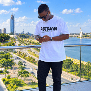 T-shirt blanc Abidjan le plus doux au monde